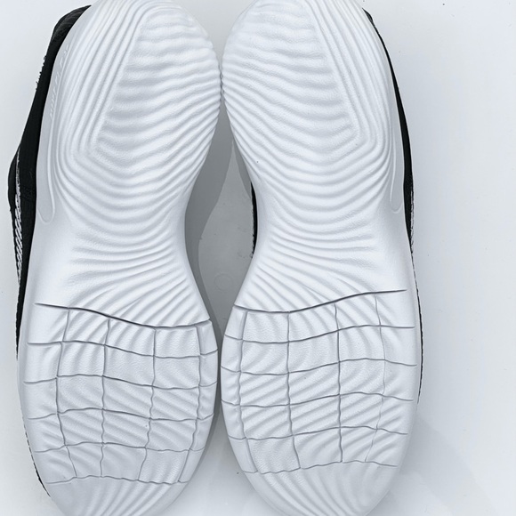 NEW Nike Flex Experience RN 11 NN Low Casual Sneaker - Womens US 10 | Mens 8.5 - Picture 8 of 10